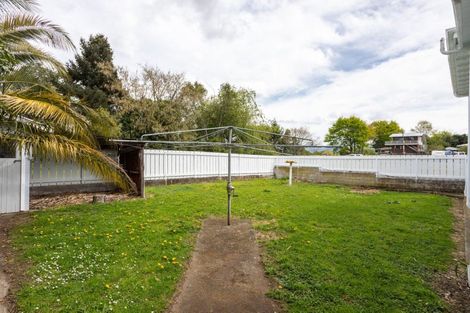 Photo of property in 27 Hospital Street, Dannevirke, 4930