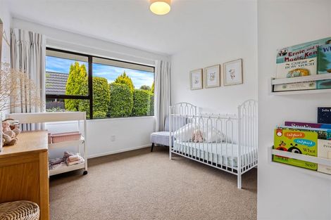 Photo of property in 19 Rubens Place, Burnside, Christchurch, 8053