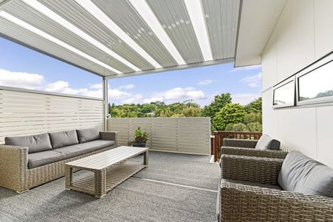 Photo of property in 2 Fern Lane, Whalers Gate, New Plymouth, 4310