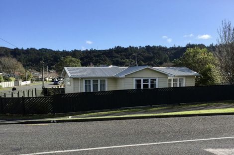 Photo of property in 42 Montgomery Street, Stokes Valley, Lower Hutt, 5019