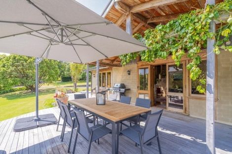 Photo of property in 37 Rewa Rewa Valley, Tairua, 3508