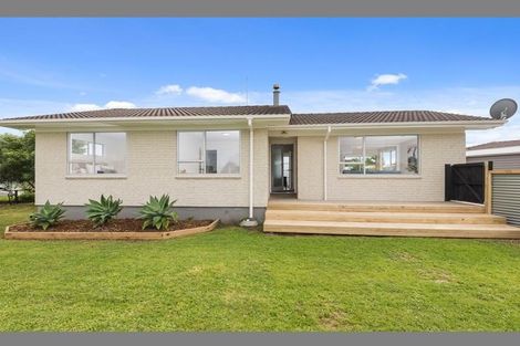Photo of property in 11 Navigator Place, Papatoetoe, Auckland, 2025