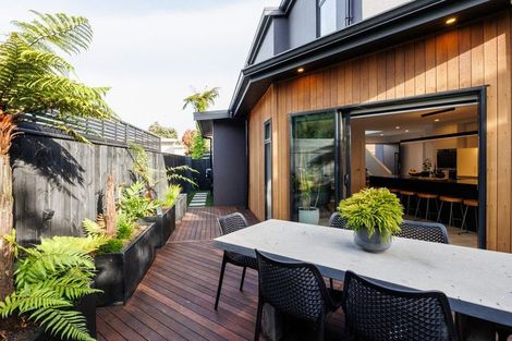 Photo of property in 52a Manawatu Street, Hokowhitu, Palmerston North, 4410