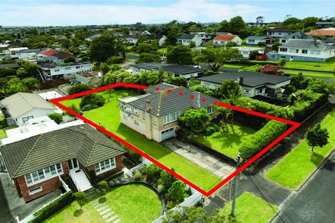 Photo of property in 31 Fairlands Avenue, Waterview, Auckland, 1026