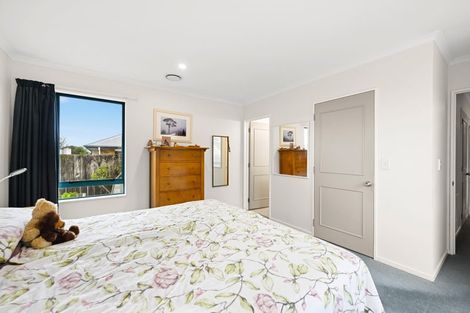 Photo of property in 74 Ayrshire Drive, Grandview Heights, Hamilton, 3200