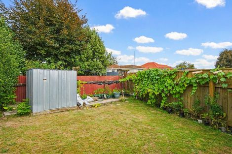 Photo of property in 14 William Street, Levin, 5510