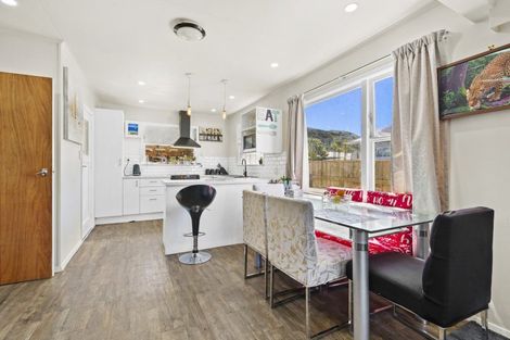 Photo of property in 243 Wellington Road, Wainuiomata, Lower Hutt, 5014