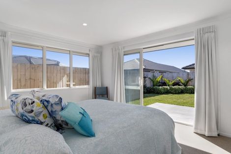 Photo of property in 6 Batty Street, Papamoa Beach, Papamoa, 3118