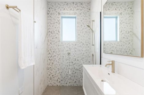 Photo of property in 218 Hamiora Street, Matarangi, 3592