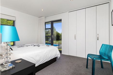 Photo of property in 102 Oxford Street, Martinborough, 5711