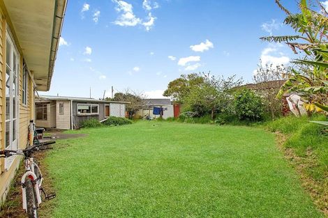 Photo of property in 28 Zelda Avenue, Clover Park, Auckland, 2023