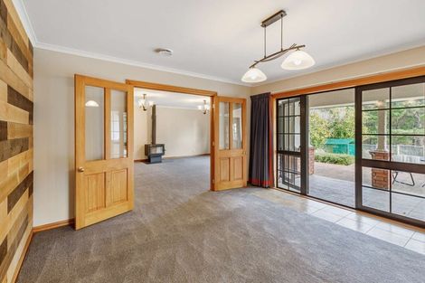 Photo of property in 116 Pacific Drive, Fitzherbert, Palmerston North, 4410
