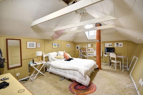 Photo of property in 40 Manor Place, Dunedin Central, Dunedin, 9016