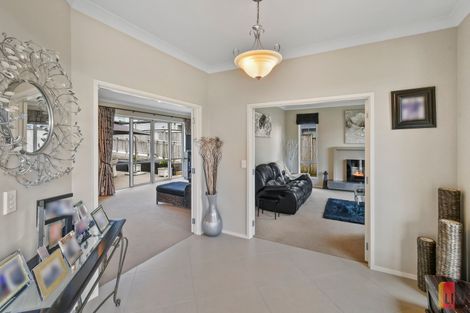 Photo of property in 242 Harbourside Drive, Karaka, Papakura, 2113