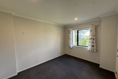 Photo of property in 70 Buckley Avenue, Hobsonville, Auckland, 0616