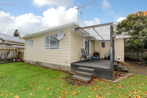 Photo of property in 126 Omata Road, Marfell, New Plymouth, 4310