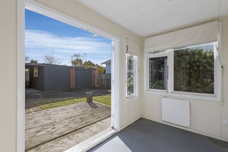 Photo of property in 63 Perry Street, Papanui, Christchurch, 8053