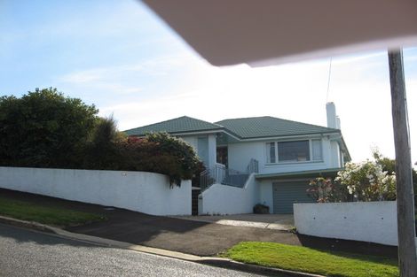 Photo of property in 136 Easther Crescent, Kew, Dunedin, 9012