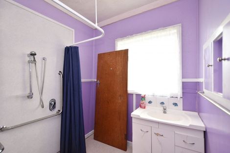 Photo of property in 10 Bridge Street, Tuatapere, 9620