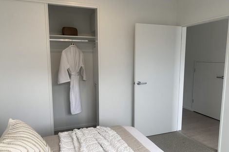 Photo of property in 2/18 Paraone Crescent, Takanini, 2112