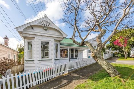 Photo of property in 25 Brentwood Avenue, Mount Eden, Auckland, 1024
