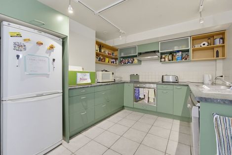 Photo of property in Elizabeth Street Chapel, 4/6 Elizabeth Street, Mount Victoria, Wellington, 6011