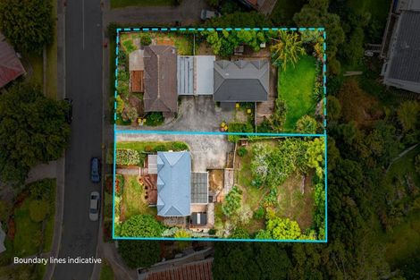 Photo of property in 3/4 Telstar Place, Beach Haven, Auckland, 0626