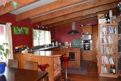 Photo of property in 26 Takiroa Street, Urenui, 4375