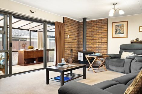 Photo of property in 27 Dakota Place, Waldronville, Dunedin, 9018