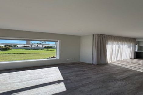 Photo of property in 32 West Place, Greenmeadows, Napier, 4112