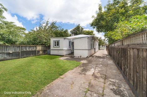 Photo of property in 9 Weston Avenue, Roslyn, Palmerston North, 4414