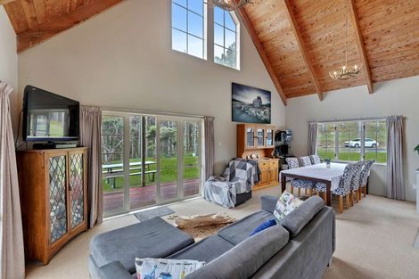 Photo of property in 708 Wilson Road, South Head, Helensville, 0874