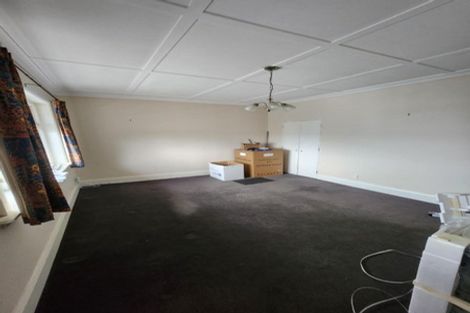 Photo of property in 46 Queens Drive, Lyall Bay, Wellington, 6022