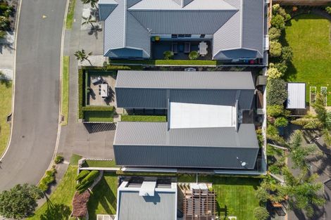 Photo of property in 31 Maria Tini Drive, Papamoa Beach, Papamoa, 3118