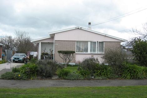 Photo of property in 17 Stuart Crescent, Masterton, 5810