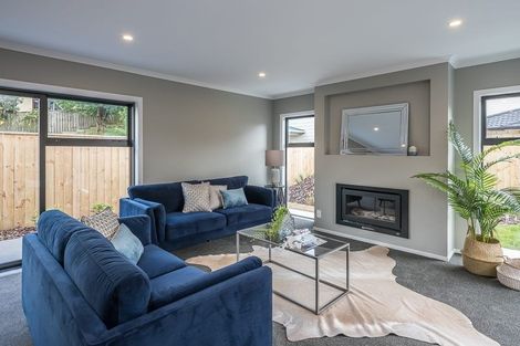 Photo of property in 37a Tiromoana Road, Raumati South, Paraparaumu, 5032