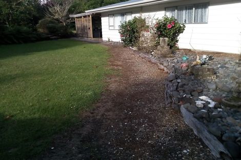 Photo of property in 305 Pungaere Road, Waipapa, Kerikeri, 0295