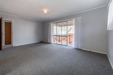 Photo of property in 2/16 Akehurst Avenue, New Lynn, Auckland, 0600