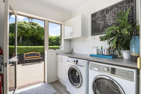 Photo of property in 8 Glenburn Place, Nawton, Hamilton, 3200