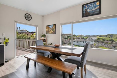 Photo of property in 29 Te Kauri Place, Helensville, 0800