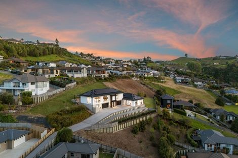 Photo of property in 101 Oteki Park Drive, Welcome Bay, Tauranga, 3112