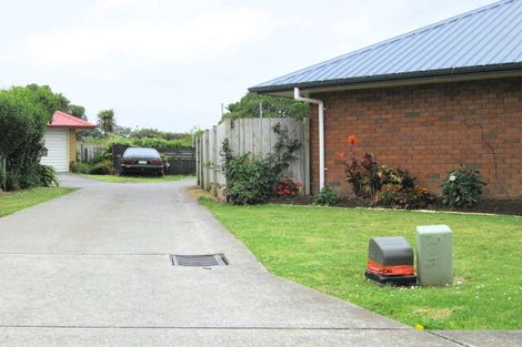 Photo of property in 17 Umu Place, Mangere, Auckland, 2022