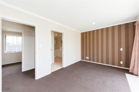 Photo of property in 85 Rosalie Terrace, Kelvin Grove, Palmerston North, 4414