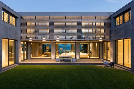 Photo of property in 41 Beach Road, Castor Bay, Auckland, 0620