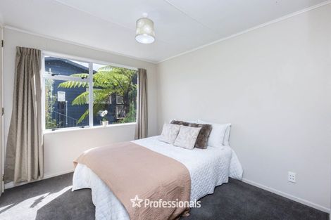 Photo of property in 29 Edelweiss Grove, Timberlea, Upper Hutt, 5018