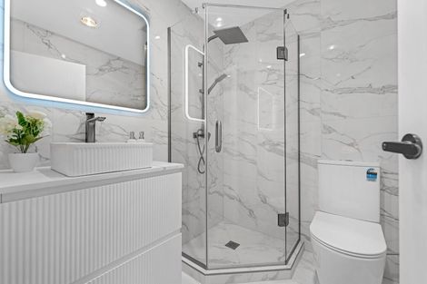 Photo of property in 158a Pigeon Mountain Road, Half Moon Bay, Auckland, 2012