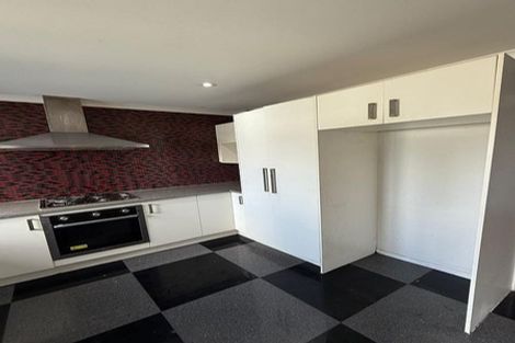 Photo of property in 53 Pomaria Road, Henderson, Auckland, 0610