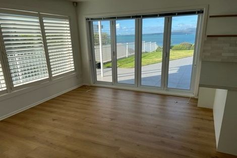 Photo of property in 1/241 Hurstmere Road, Takapuna, Auckland, 0622