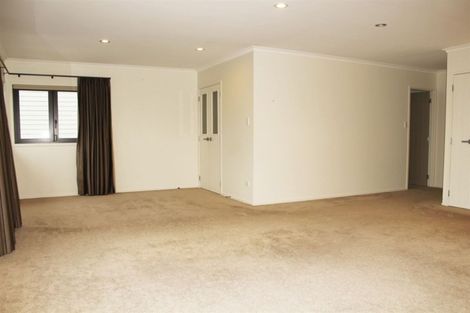 Photo of property in 205d Pakuranga Road, Pakuranga, Auckland, 2010