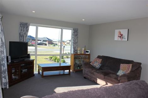 Photo of property in 54 Fairfield Way, Rolleston, 7614